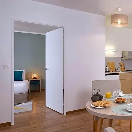 Quality Aparthotel Valenciennes Hotel