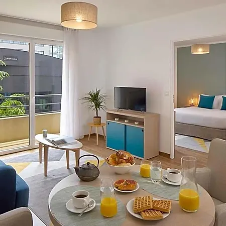 Quality Aparthotel Valenciennes Hotel Valenciennes